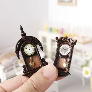 Miniature Vintage Wall Clock, Retro Style Decorative Hanging Clock, Small Size Timepiece for Home and Office Decoration, Room Decor, Home Goods