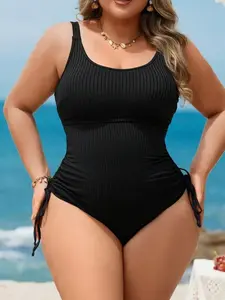 Plus Size Solid Color One Piece Swimsuit - Tummy Control, Adjustable Strap, Beach Swimming