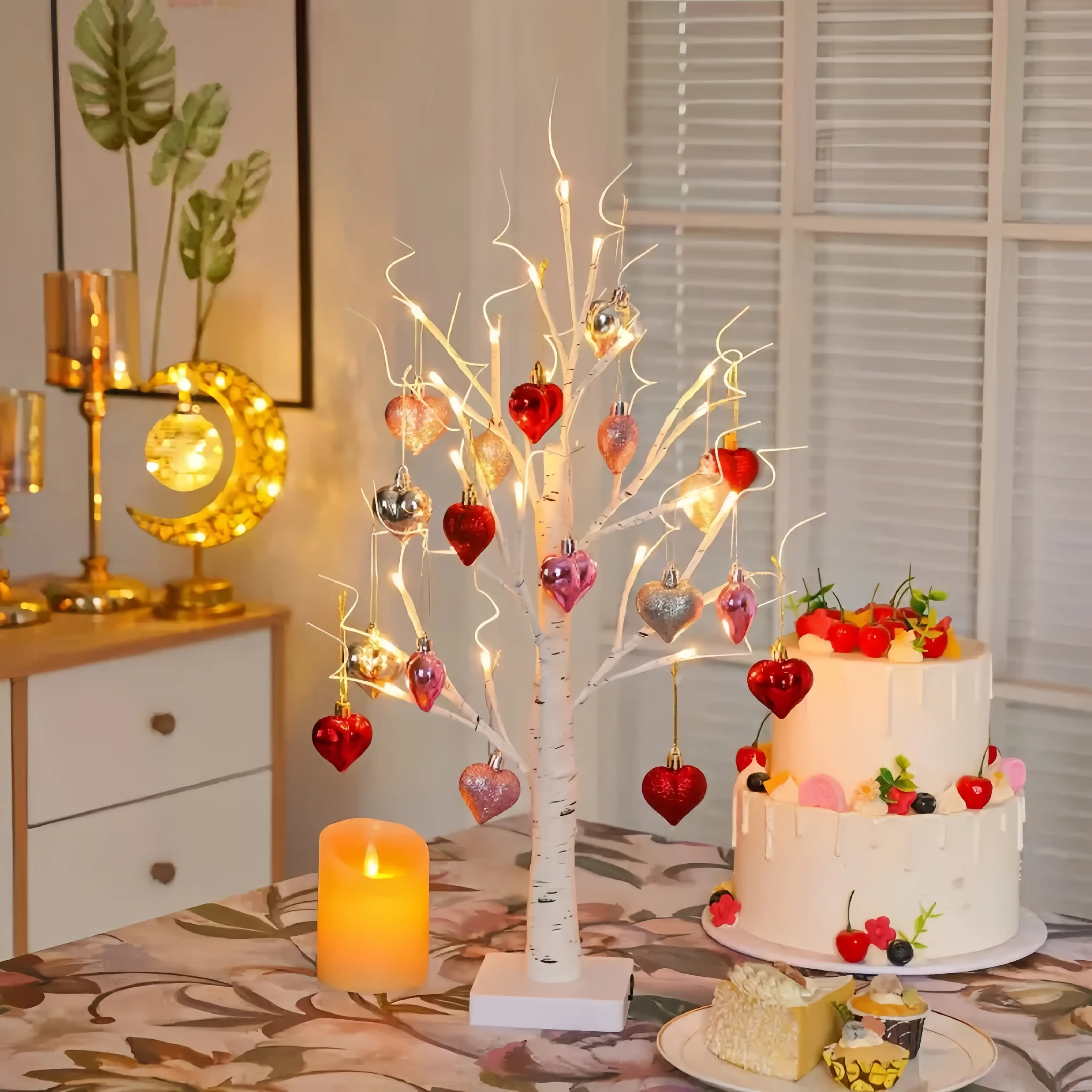 Set of 1, DIY-style heart-shaped birch tree lamp with 24 heart-shaped pendants—perfect as a bedside lamp for the bedroom, an ideal Mother’s Day gift, and a great choice for birthday, engagement, and wedding decorations
