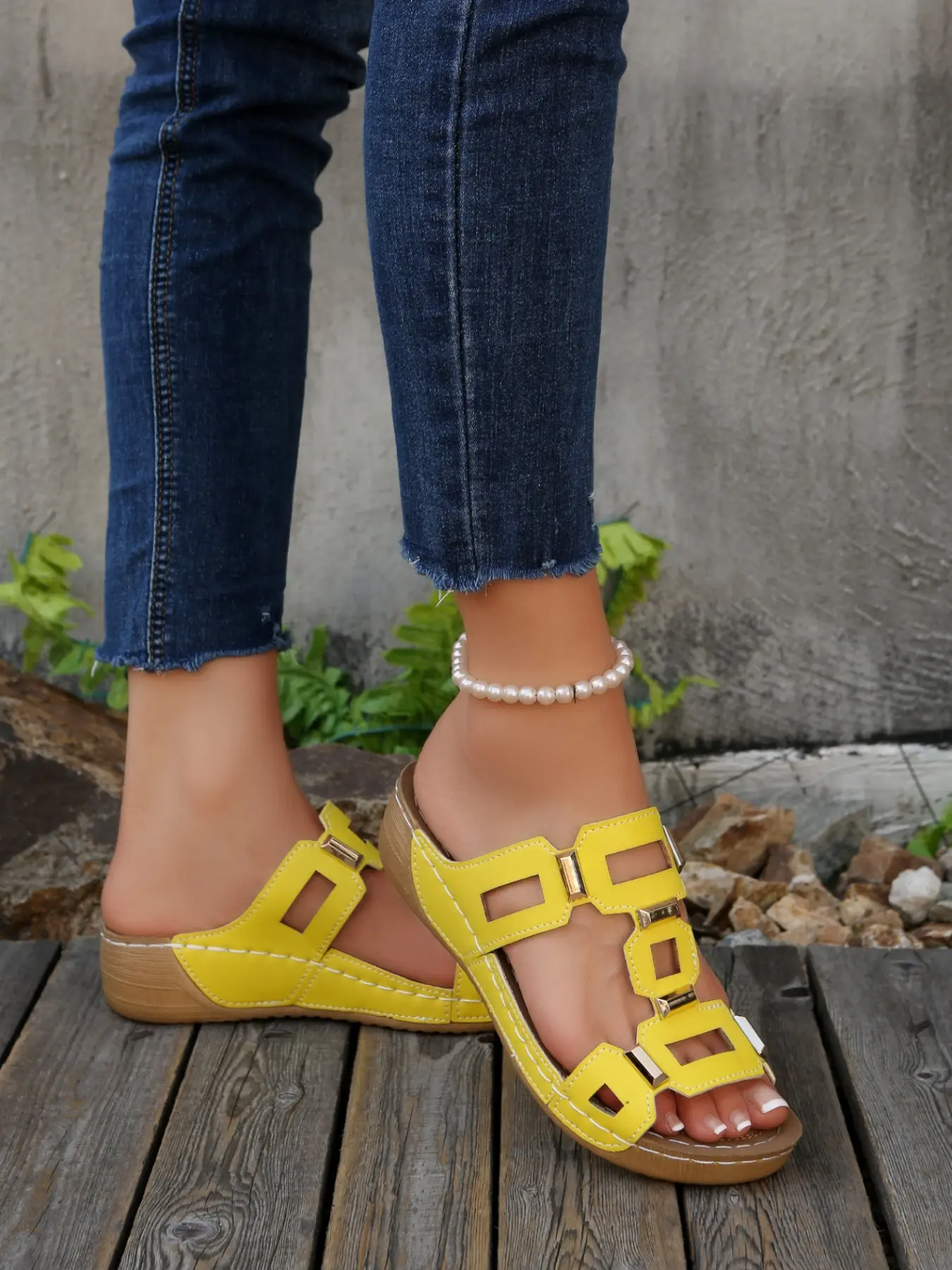 Comfortable Plus Size Fashion Wedges Pu Leather Trendy Fashionable Sandals, Hollow Out Design, Thick Sole, Soft Anti-Slip Breathable Women's Shoes, Summer Travel Casual Slippers