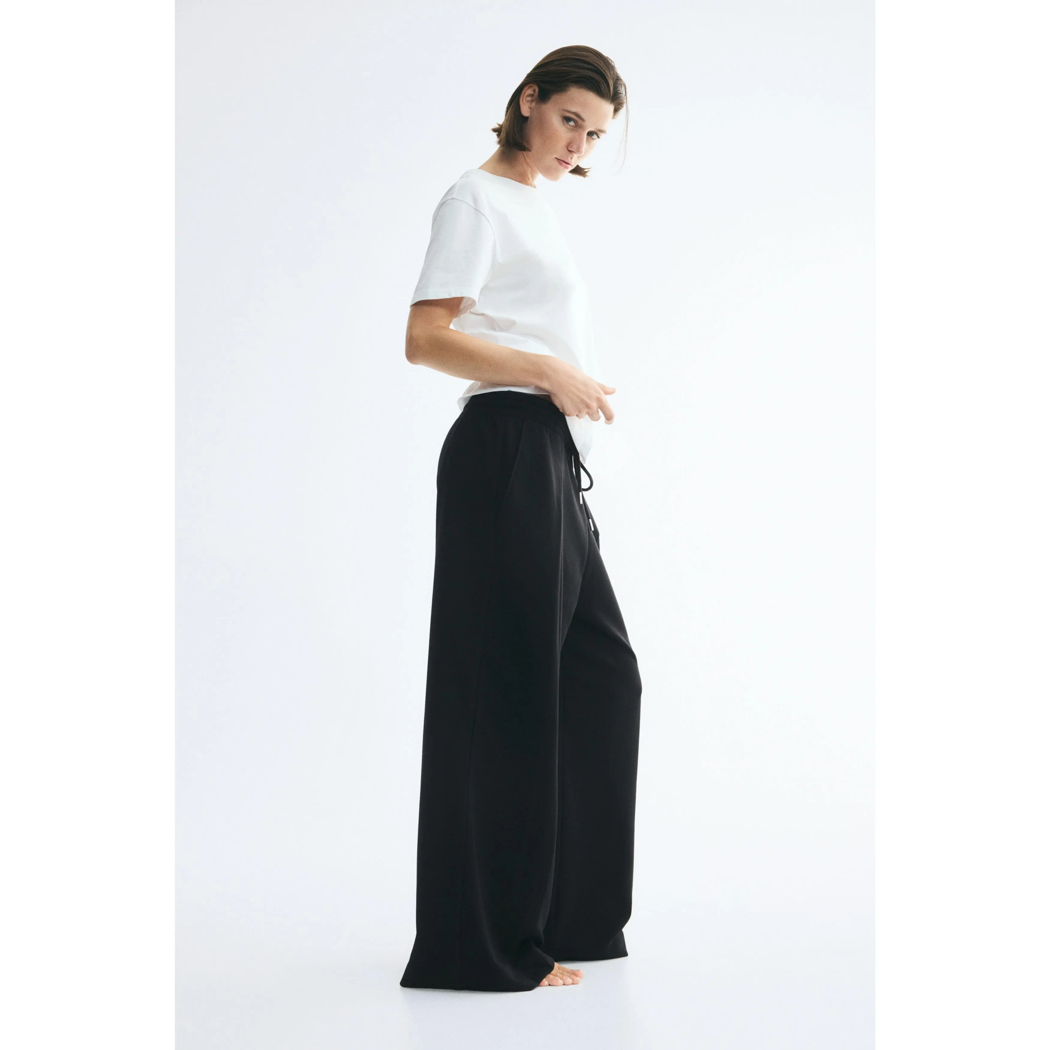 H&M Pleat-detail drawstring trousers H&M Pleat-detail drawstring trousers
