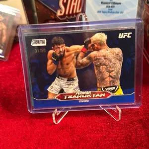 Arman Tsarukyan Topps UFC