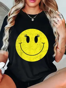 100% Cotton Vintage Cute Eyelashes Yellow Happy Smiling Smile Face Girl T-Shirt