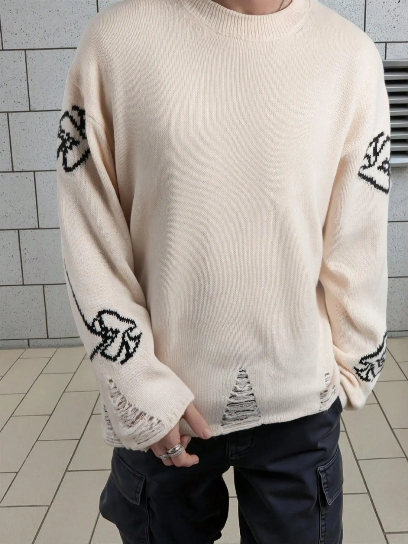 Men's Effortless Long Sleeve Knitwear Pullover - Menswear Fall/Winter Street Style Casual Round Neck Ripped Graphic Sweater, Loose-Fitting Drop Shoulder Knit Top