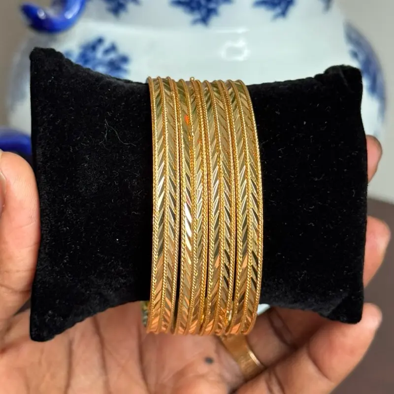 Female 4pc High-Quality Gold-Plated Bangle Set, Elegant Dainty Jewelry Sets for Ceremony, Anniversary