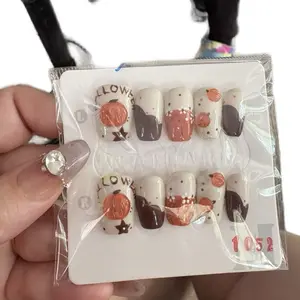 Press On Nails - Beautiful Press On Nails with Pumpkin Design - Model 1052 - Decorative Nail Art for Stylish Looks