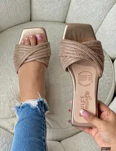 Studio | sandalias planas elegantes, para pie normal y ancho, sandalias hechas en Colombia.