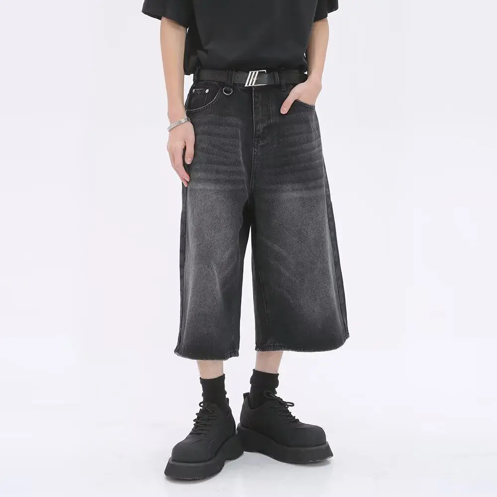 Black (seven trousers)