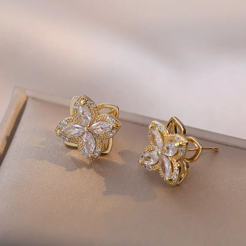 E0003 Golden Earrings