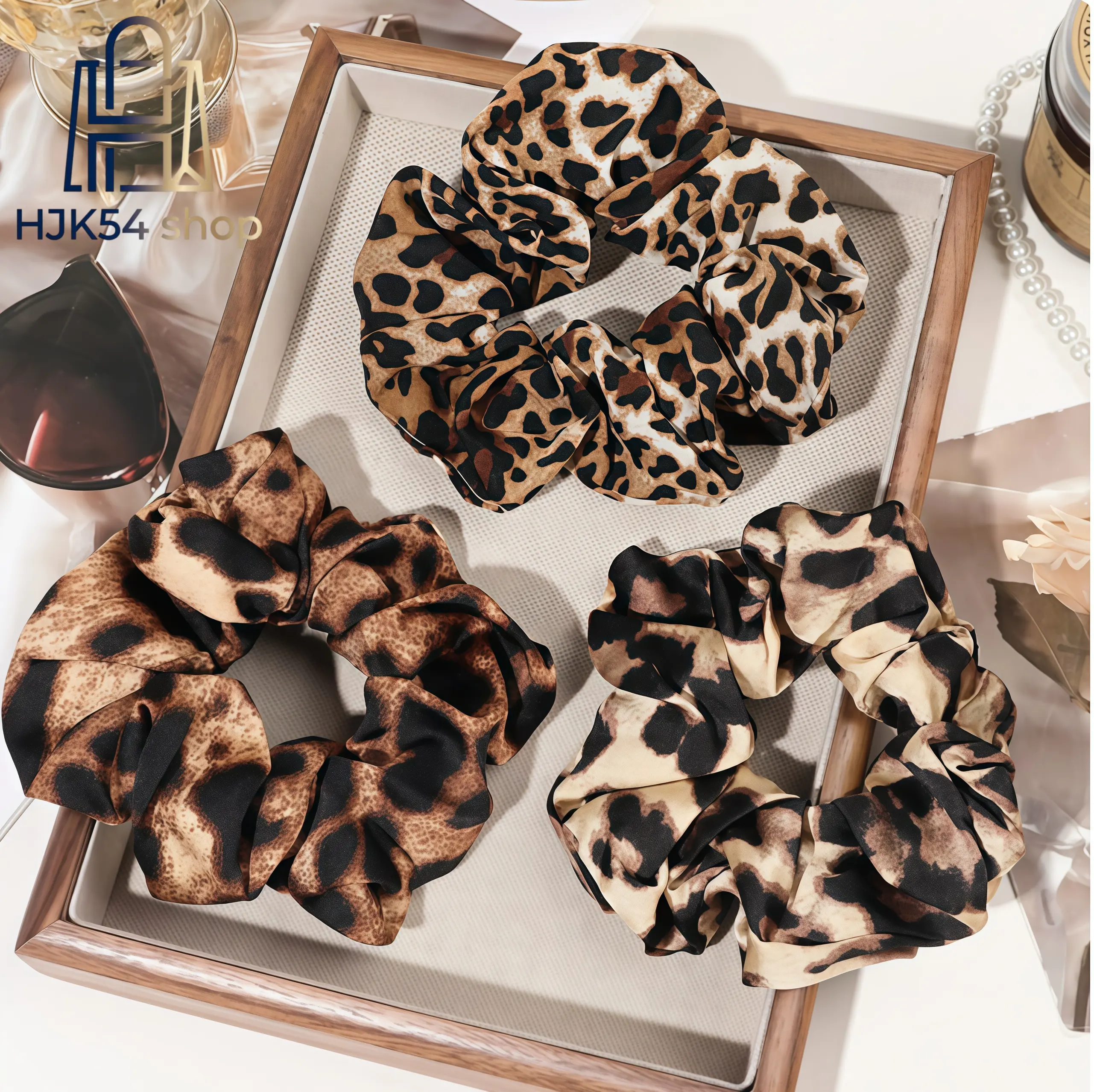 Women's Satin Scrunchies, 3-Pack Elegant Leopard Print Hair Ties, Soft No-Crease Silk Elastic Ponytail Holders for Daily & Party Use