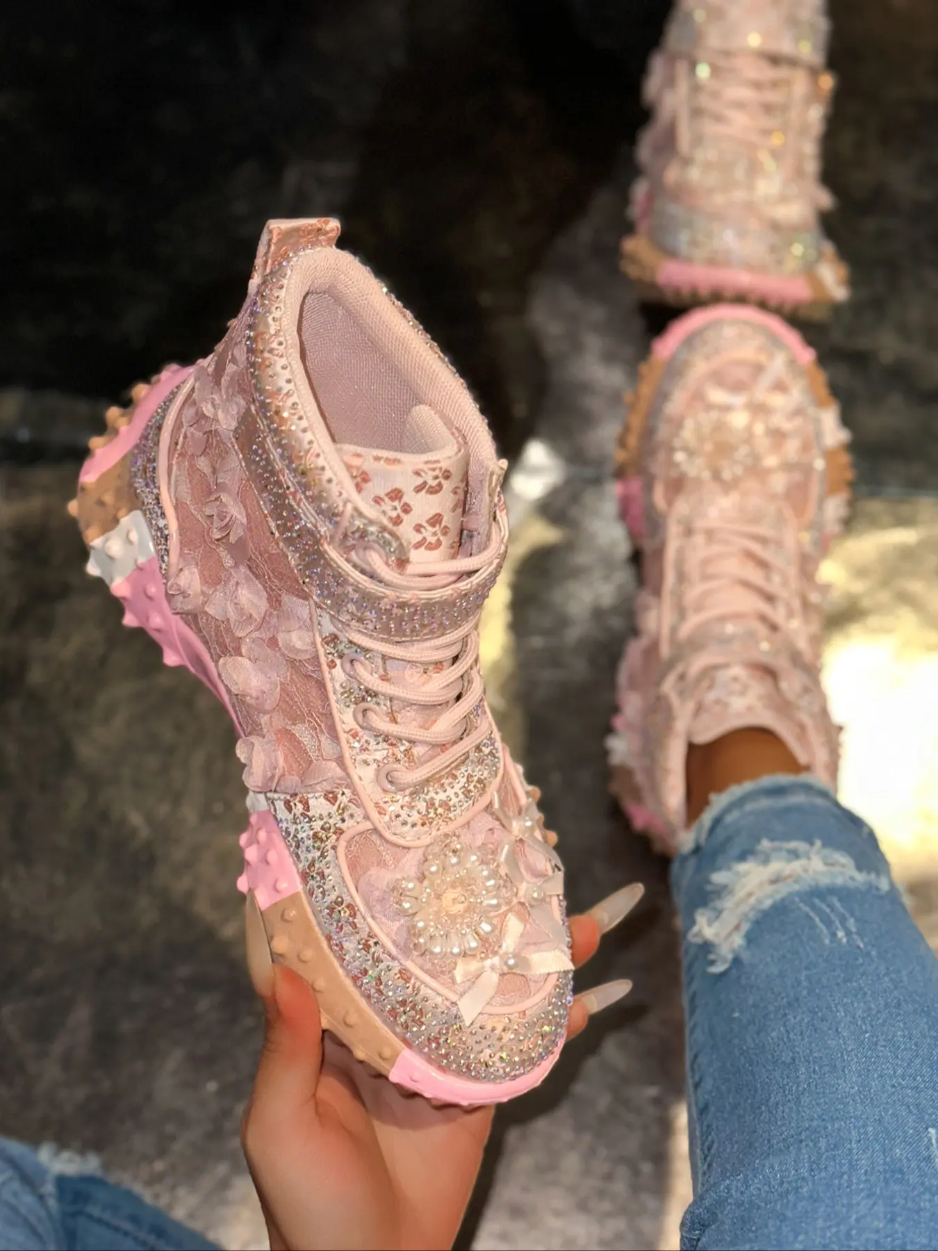 Women's High-Top Casual Shoes, Walking Shoes, Floral Print Sneakers, Handmade Pearl Flower Design, Sparkling Rhinestones, Fashionable Thick Sole, All Seasons Party Outdoors