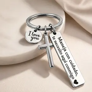 Personalized Spanish Drive Safe Keychain for Him/Her, Stainless Steel Keychain with Cross & "I Love You" Charm, Love Reminder Keyring, Adjustable Heart Rate Bracelet Set & Retractable Reading Badge Holder, Romantic Engraved Style Gift