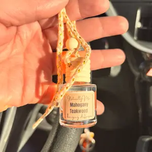 Mahogany & Teakwood Hanging Car Diffuser