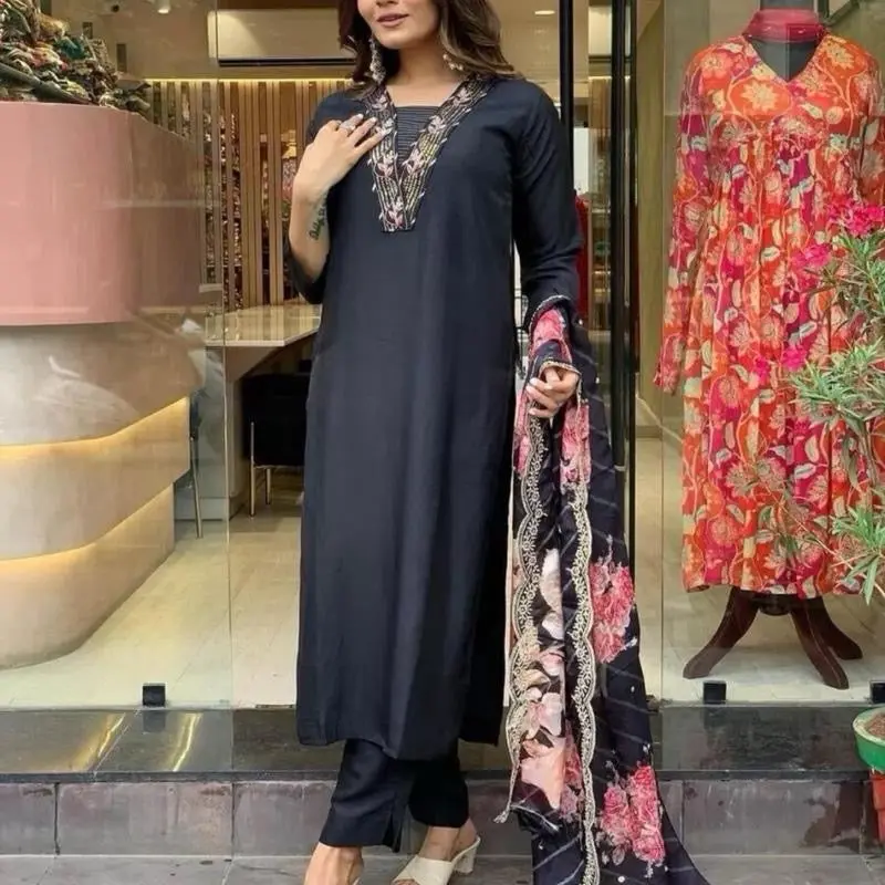 INDIAN CHANDERI SILK EMBROIDERY WORK TOP BOTTOM WITH PRINTED DUPATTA BLACK L