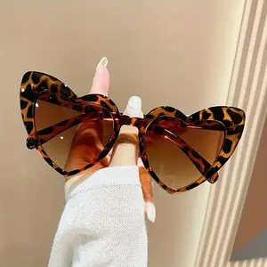 Women's Oversized Heart Shape Sunglasses, Retro Leopard Print, Gradient Lens Trendy Fashion Shades