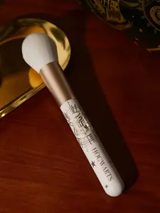 HARRY POTTER X SHEIN Harrypotter Hogwarts Printed Peach Color Foundation Brush, Gifts