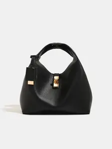 New high-end bucket bag for women, simple and stylish handbag, crossbody bag, niche design, lock clasp shoulder bag