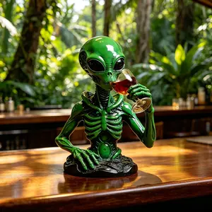 Alien resin figurine, UFO indoor decoration small statue, home decoration accessory