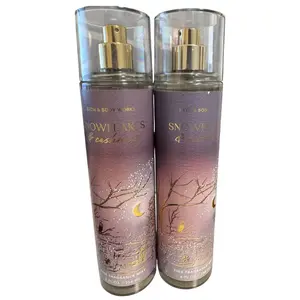 Bath and Body Works Snowflakes & Cashmere Fine Fragrance Mists Set Of 2 8 oz. Bottles (Snowflakes & Cashmere)