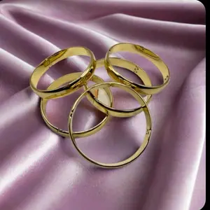 Set of 5 open Bangles - Gold-Tone, Smooth Finish, Versatile for All Seasons, Stylish Jewelry Accessory