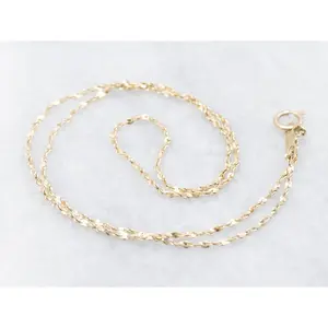 Short Yellow Gold Serpentine Twist Chain