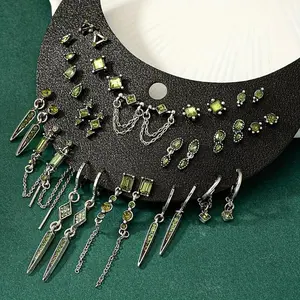17pcsVintage&PunkStyleEarringSetwithSparklingRhinestones-PerfectforCasualAttire&Gifting