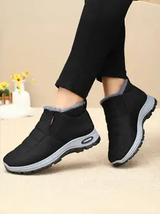 Men Women Cotton Shoes Large Size Thickened Warm Snow Boots Comfortable Soft Sole Short Boot Old Beijing Style Casual Footwear Slip Resistant Boots