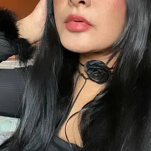 French Vintage Style Rose Necklaces