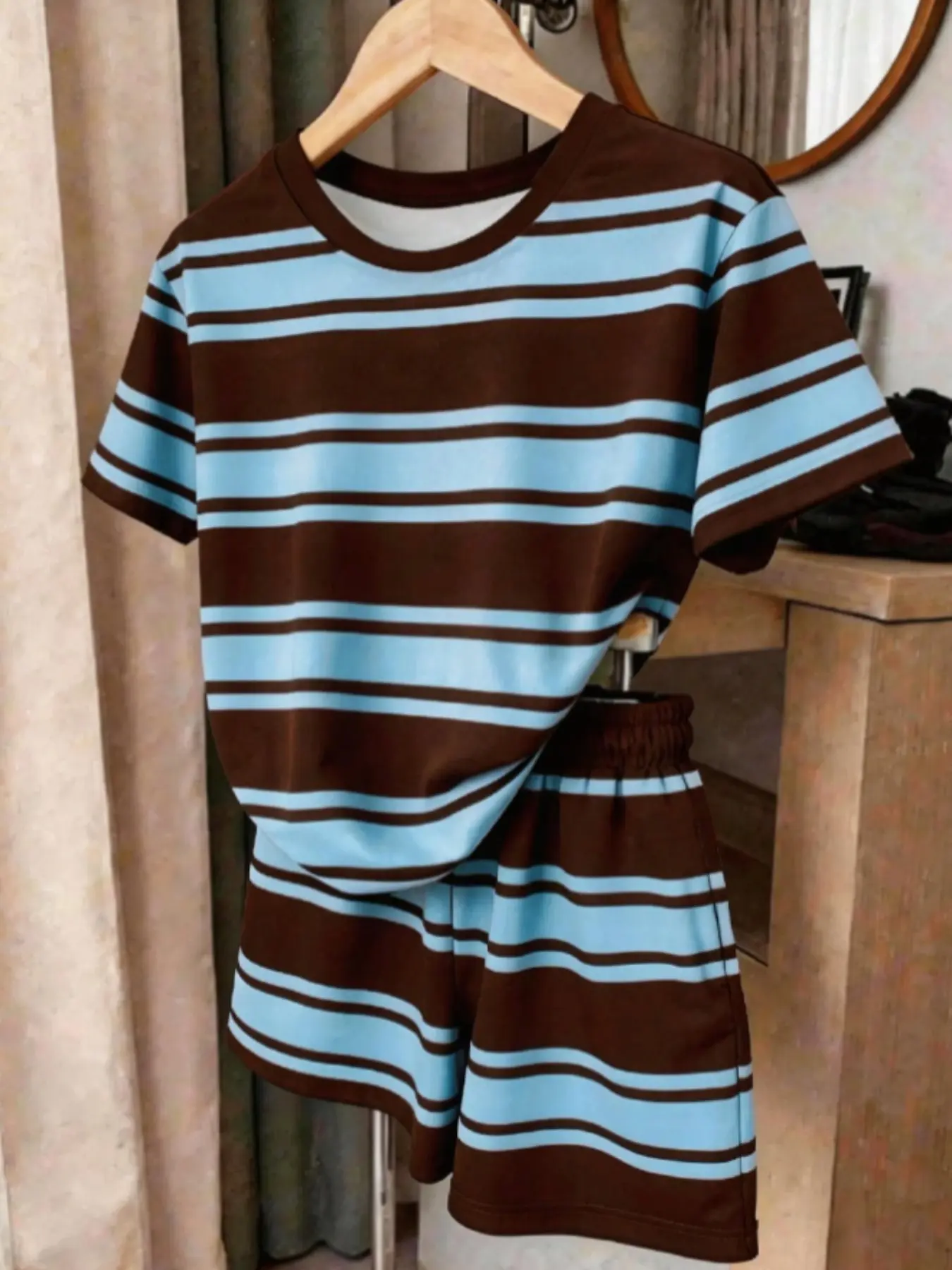 Girls Striped Colorblock T-Shirt and Shorts Set, Comfortable Casual Daily Wear, Classic Retro Stripe Design, All Seasons, Striped Print Set, Summer Outfits Set