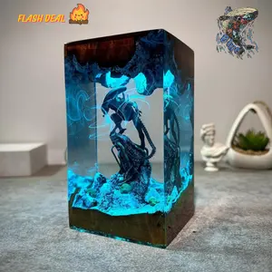 Handmade Xenomorph Resin Sculpture – Unique Alien-Inspired Epoxy Art, Sci-Fi Collectible Model, Bedside Display, Gift for Fans & Horror Enthusiasts