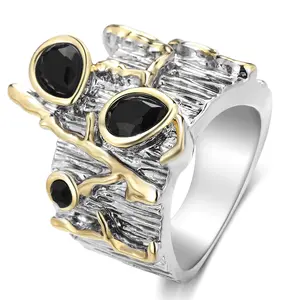 Mytys Black Onyx Stone Rings for Women Vintage Marcasite Cocktail Statement Rings Chunky Retro Antique Jewelry Gift