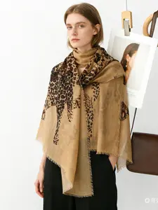 Women's Leopard Print Shawl Scarf, Vintage Style Lightweight Fashion Accessory, Spring & Fall Essential, High-Quality Soft Material