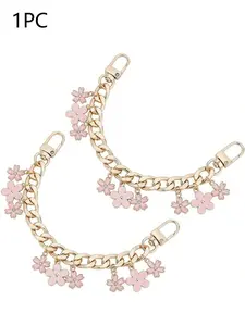 Colored acrylic square stitching bracelet, metal chain bracelet with a sense of minority design, stylish geometric bag chain with  exquisite and fashionable, versatile and suitable for daily travel bag accessories.