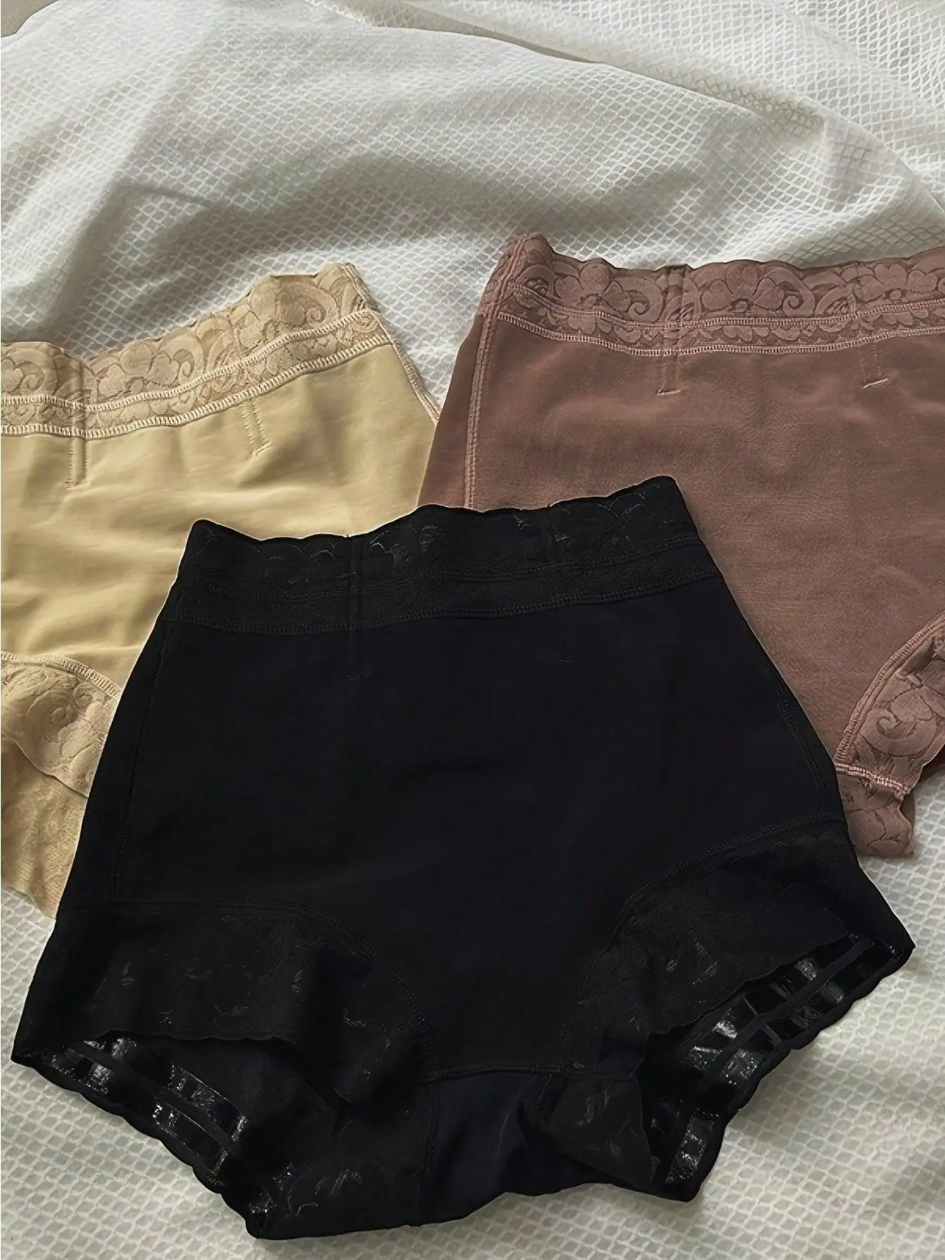 Women High Waist Lace Sculpting Shapewear Shorts, Tummy Control Butt Lifting Smooth Body Shaper Underwear