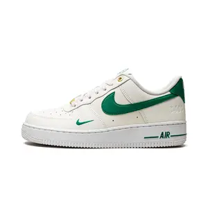 AIR FORCE 1 LO WMNS "Malachite" DQ7582 101