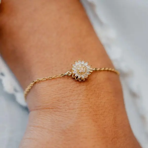 Spinning Sunflower Bracelet–A Calming and Relaxing Accessory for Valentines Day Gifts, Galentines Day Gifts, Birthday Gifts,jewelry for Women,bracelet for Women