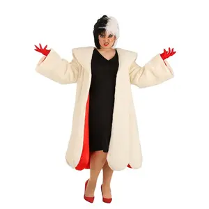 Plus Size Cruella De Vil Women's Deluxe Coat Costume (© Disney)