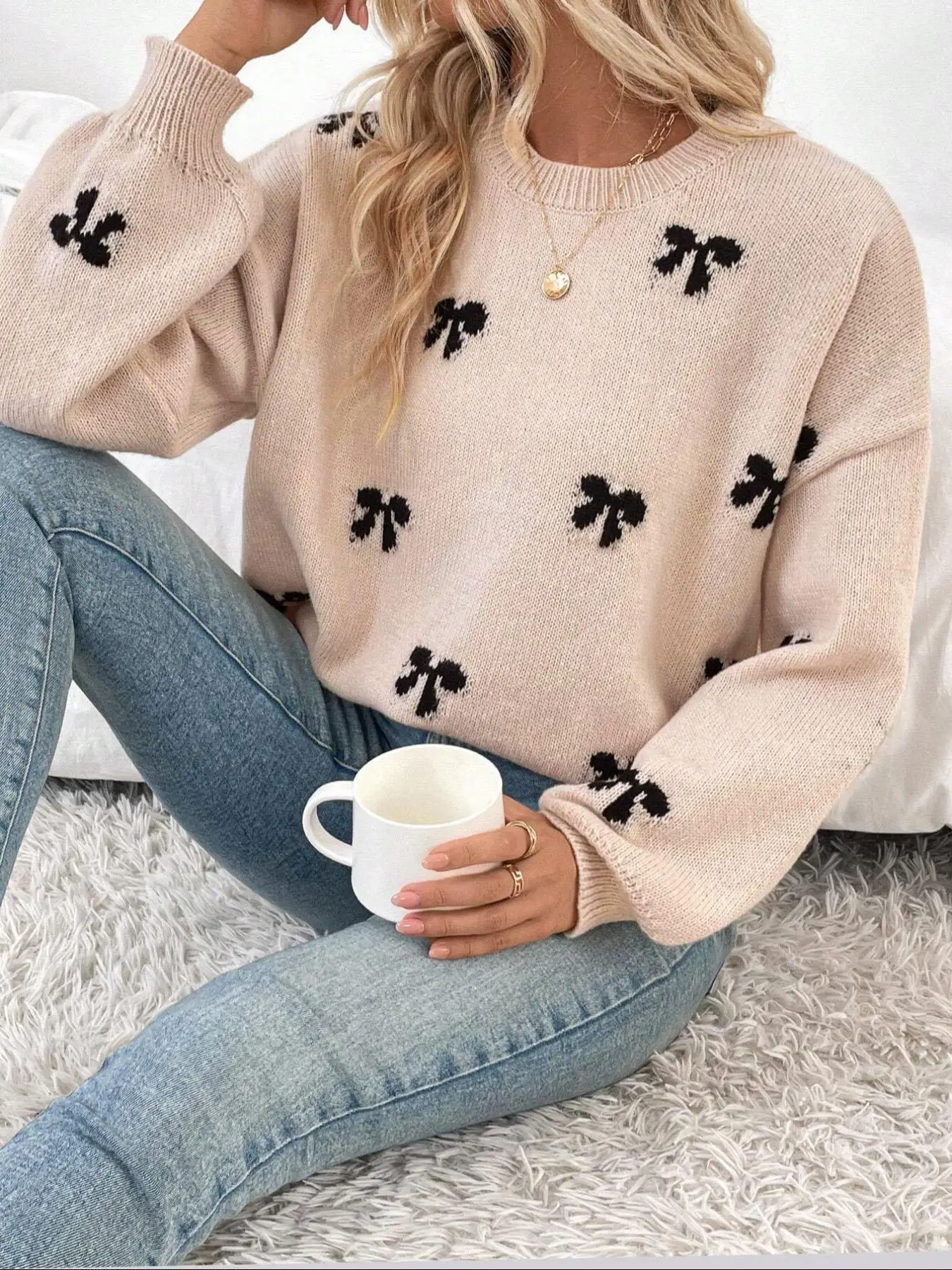 Women's Bow Pattern Drop Shoulder Sweater, Casual Long Sleeve Round Neck Jumper for Fall & Winter, Fashion Ladies' Knitwear for Daily Wear
