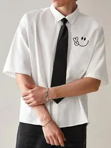 College Style Men's Shirt, Smiley Print + Tie Design Short Sleeve, Loose Fit, Casual Fashion for Daily Wear