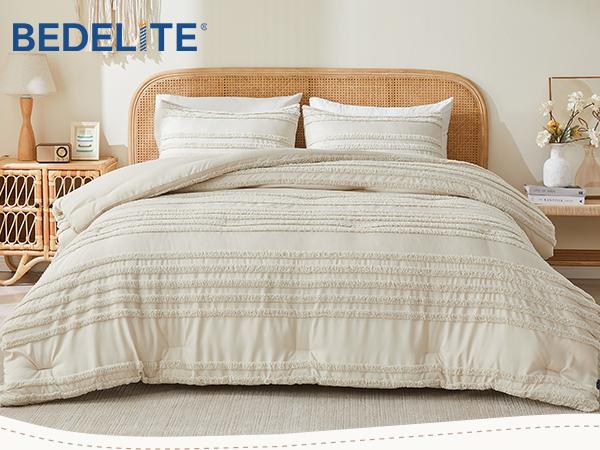 BEDELITE Boho Comforter Set, Tufted Striped Bed Set  Soft Vintage Farmhouse Comforter for All Seasons, Boho Home Decor Fluffy Jacquard Bedding Pillow Shams