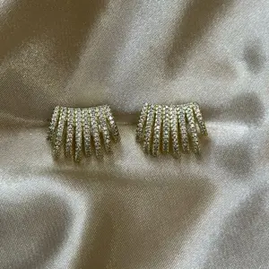 Pave Claw Earrings