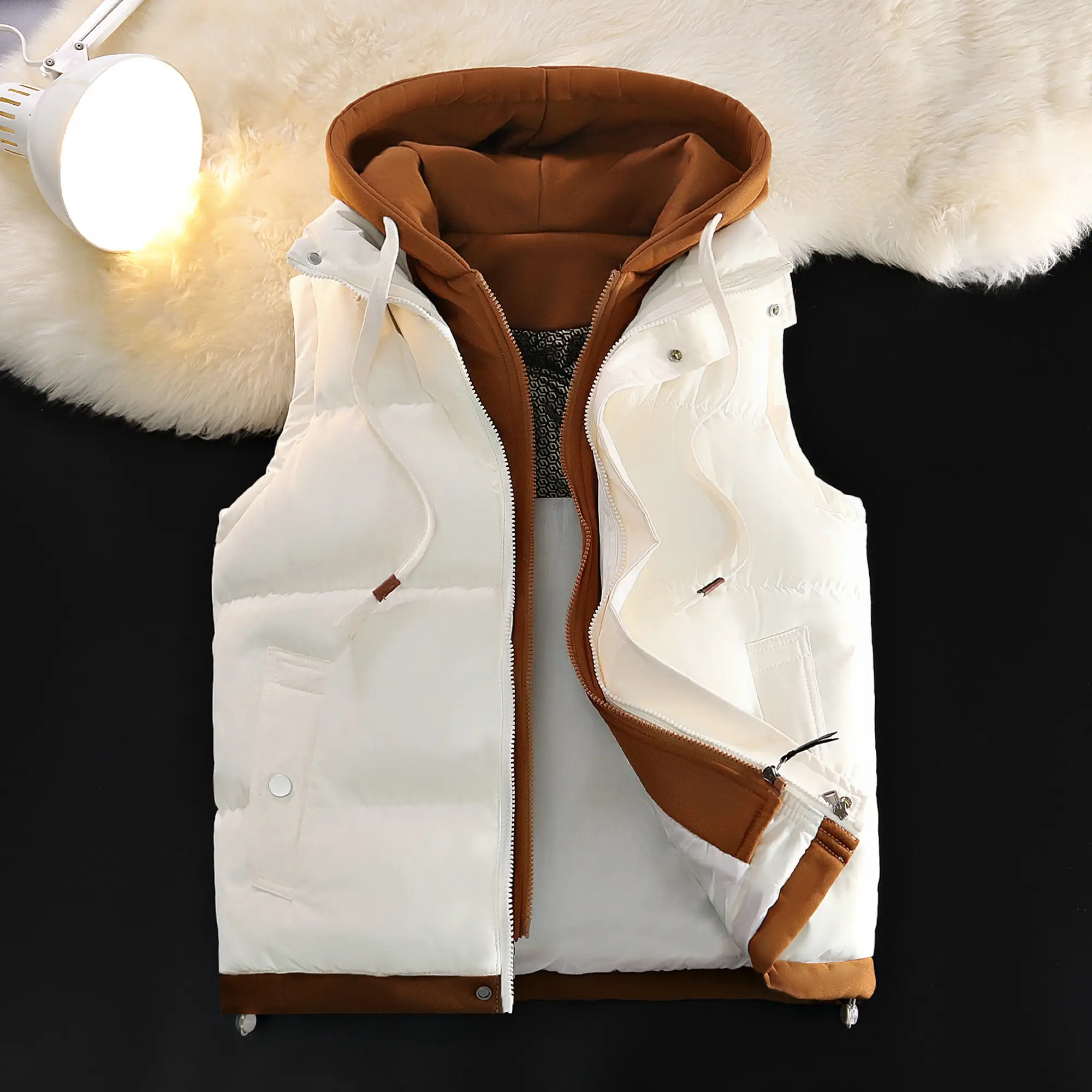 Women’s winter warm faux two-piece hooded vest—fashionable and versatile stand-collar outerwear vest; casual women’s vest with pockets; insulated hooded tank top with a windproof front closure design.