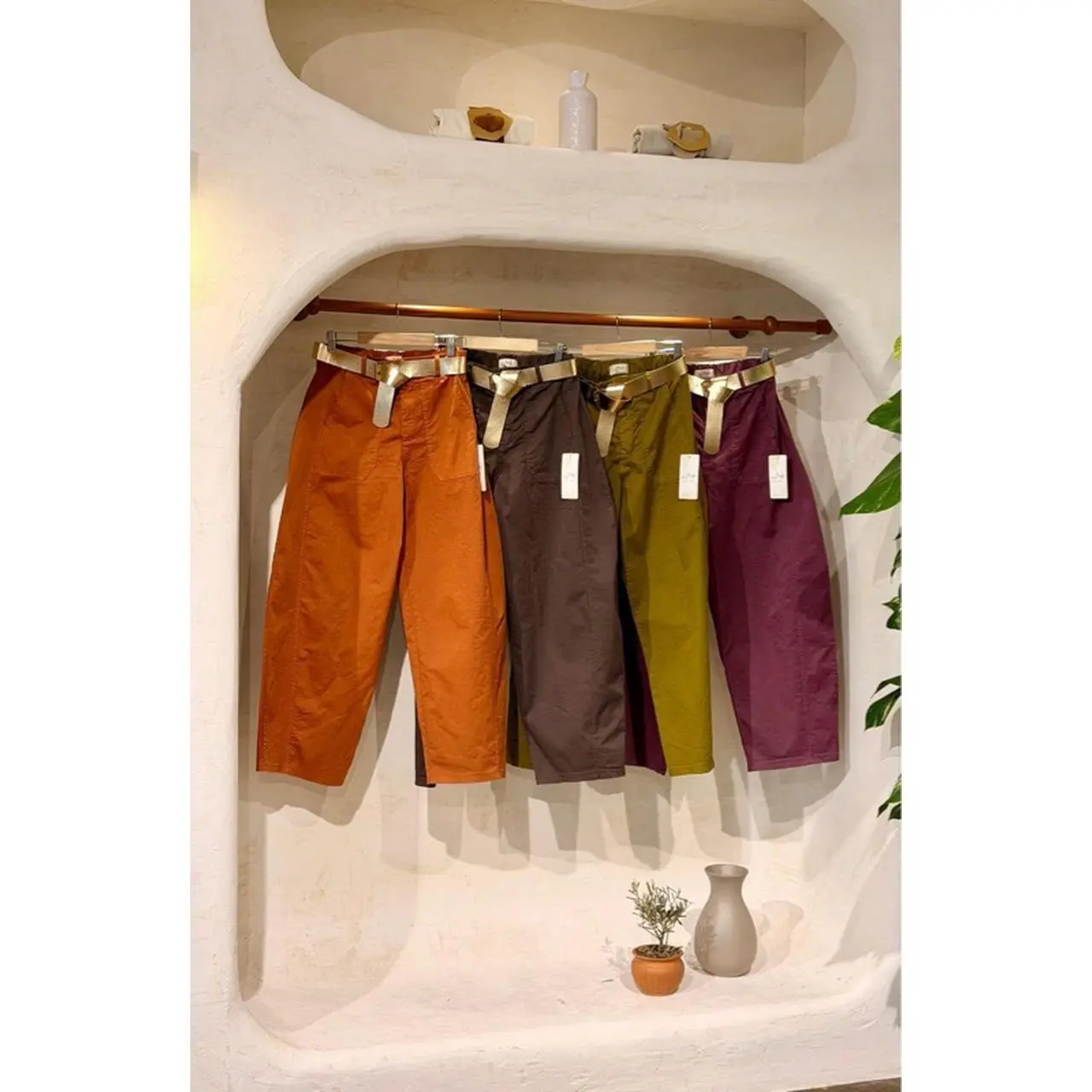 Lemur High Waisted Barrel Pant with Gold Color Belt, Front Patch Pockets, Relaxed Curved Leg, Tapers Near Ankle, Comfortable Fit