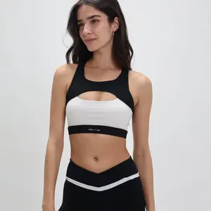 Elevate Cut-Out Bra Black/White
