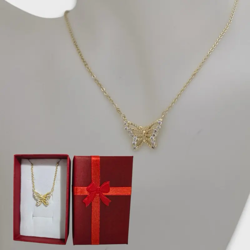 Cadena con mariposa