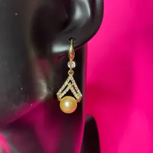 Fashion all match water drop Pearl Earrings personality trends
