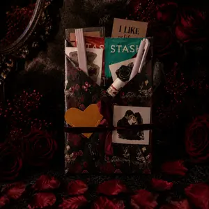 Spicy Level 2 Blind Date with a Dark Romance
