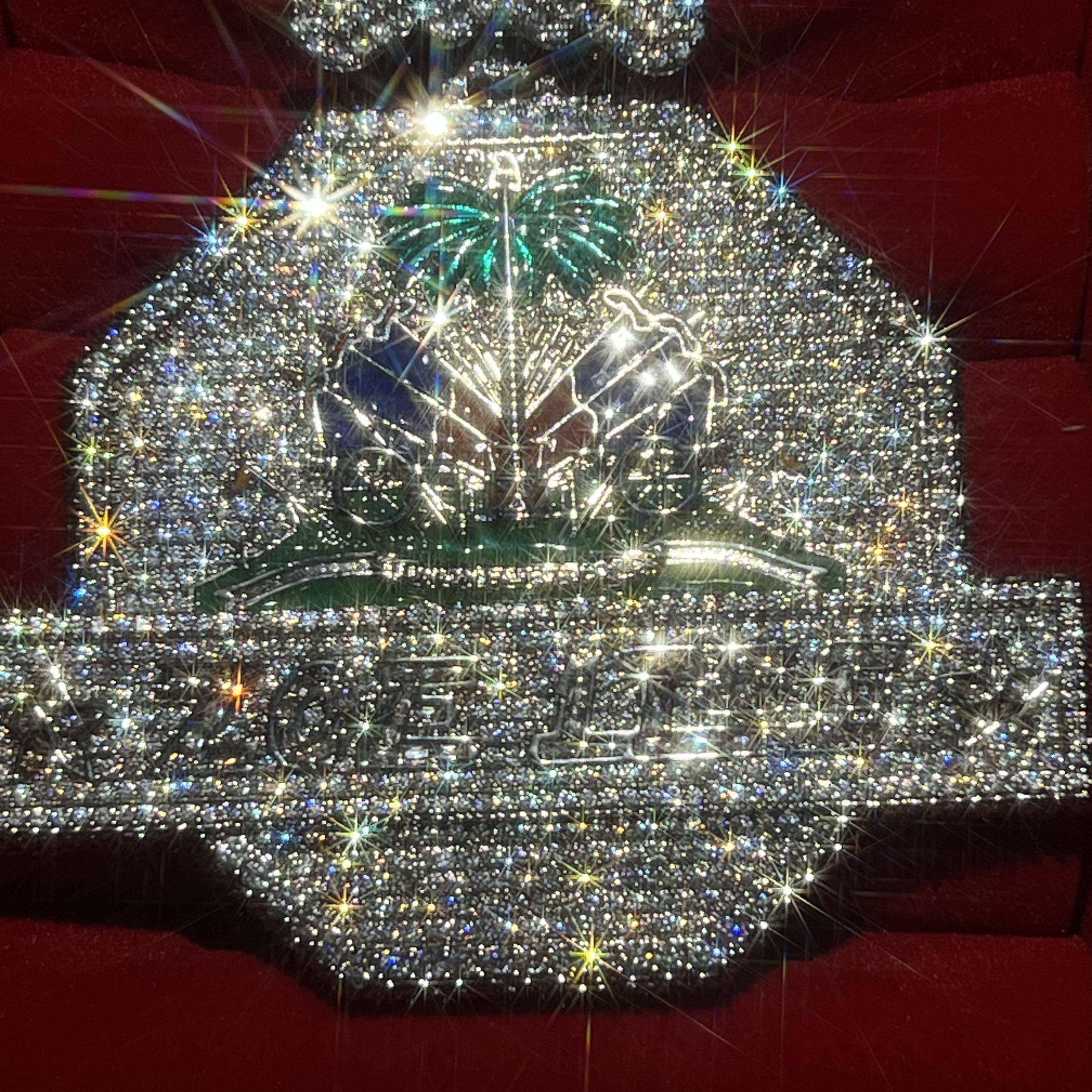 Personalized customized Hawaiian coconut tree pendant, chilled cool pendant, luxurious cartoon medal, hip-hop street culture trend wearing accessory, Father's Day gift, commemorative day gift