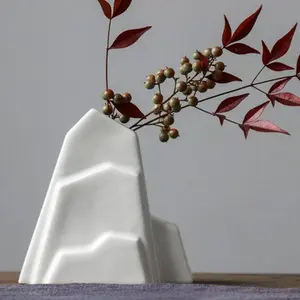 Ceramic Rockery Elegance: Modern Home Decor Collection