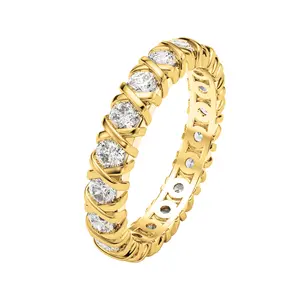 XOXO Diamond Band 18K Gold Plated Ring with Sparkling CZ for Couples Zirconia Pavé Ring Sizes 6-10 Trendy Fashion Jewelry Perfect for Mother's Day Gift Interlocked Stackable Rings